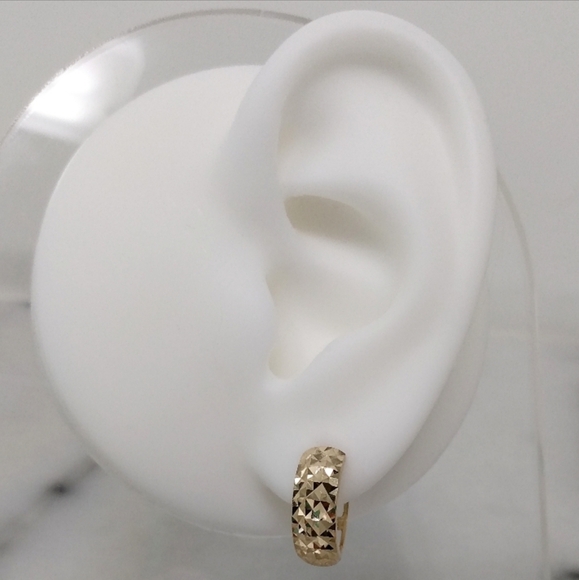 New 14k yellow gold 5mm huggie earrings pierced dainty round circle hoop - Picture 8 of 8